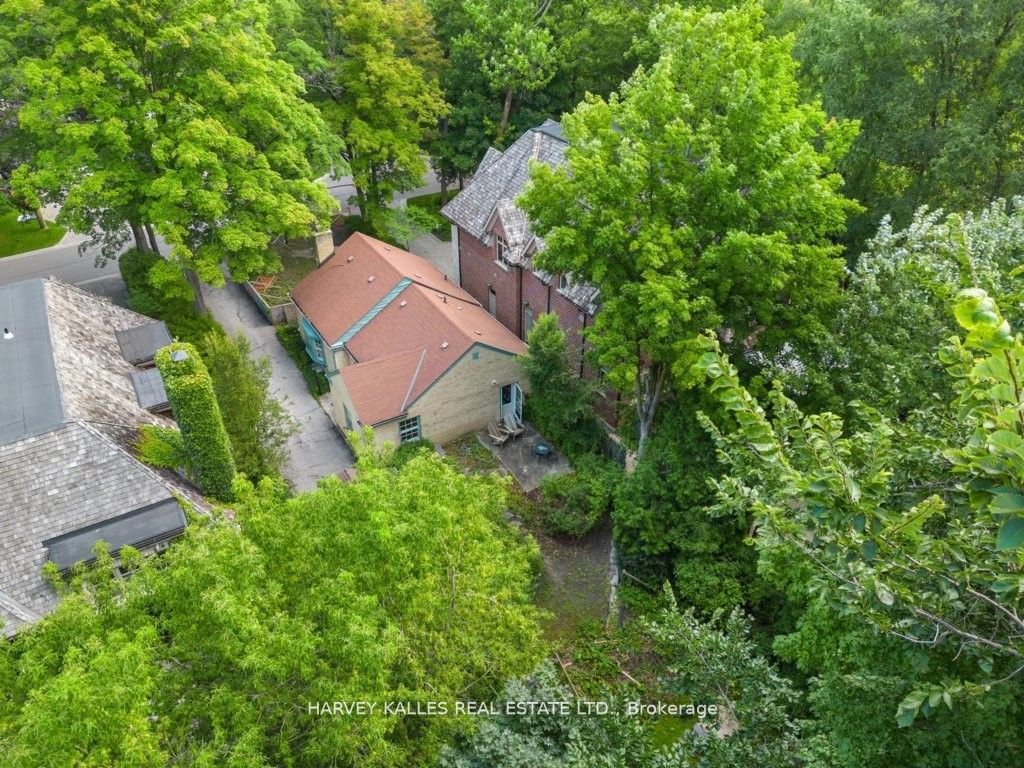 91 Donwoods Dr