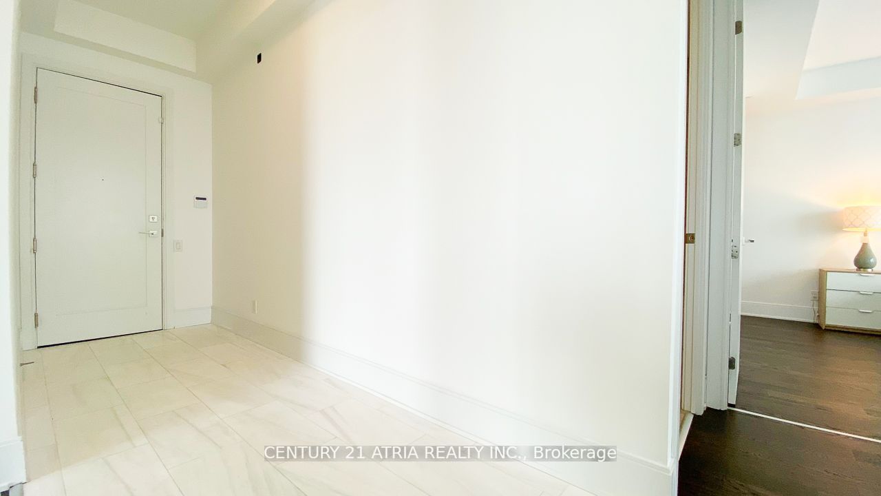 50 Charles St E, #4906