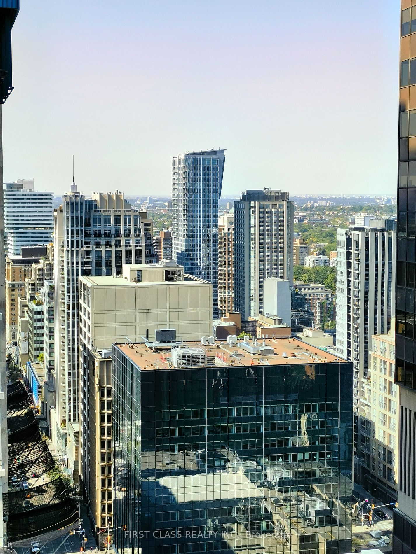 1 Bloor St E, #2810