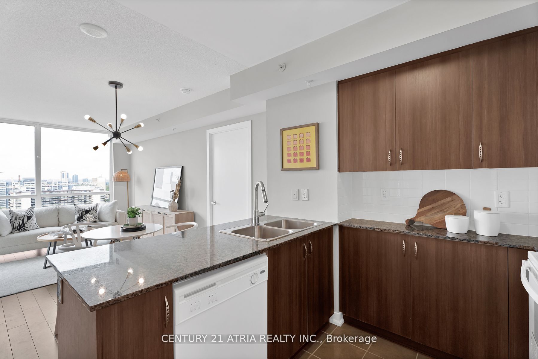 5740 Yonge St, #1706