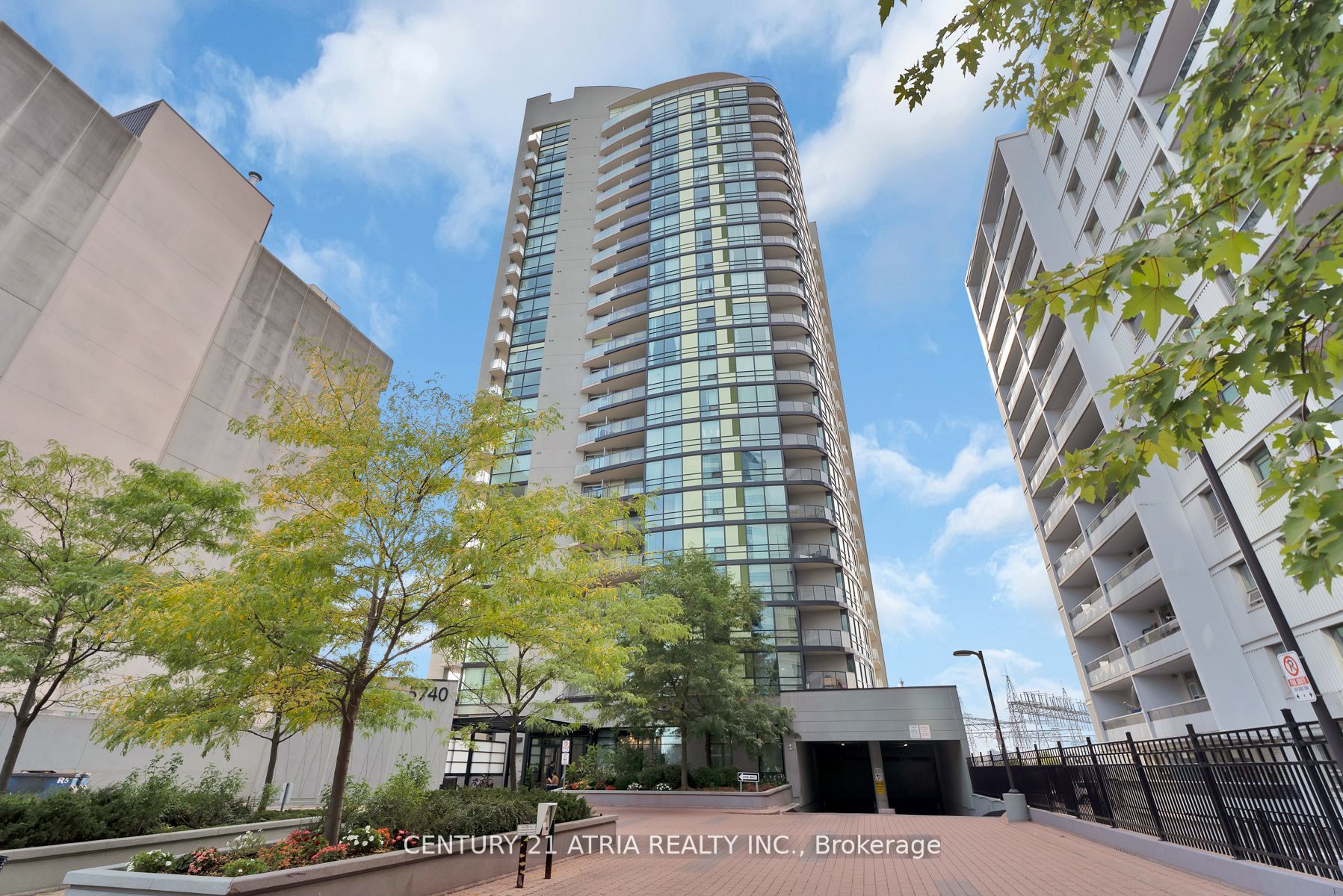 5740 Yonge St, #1706