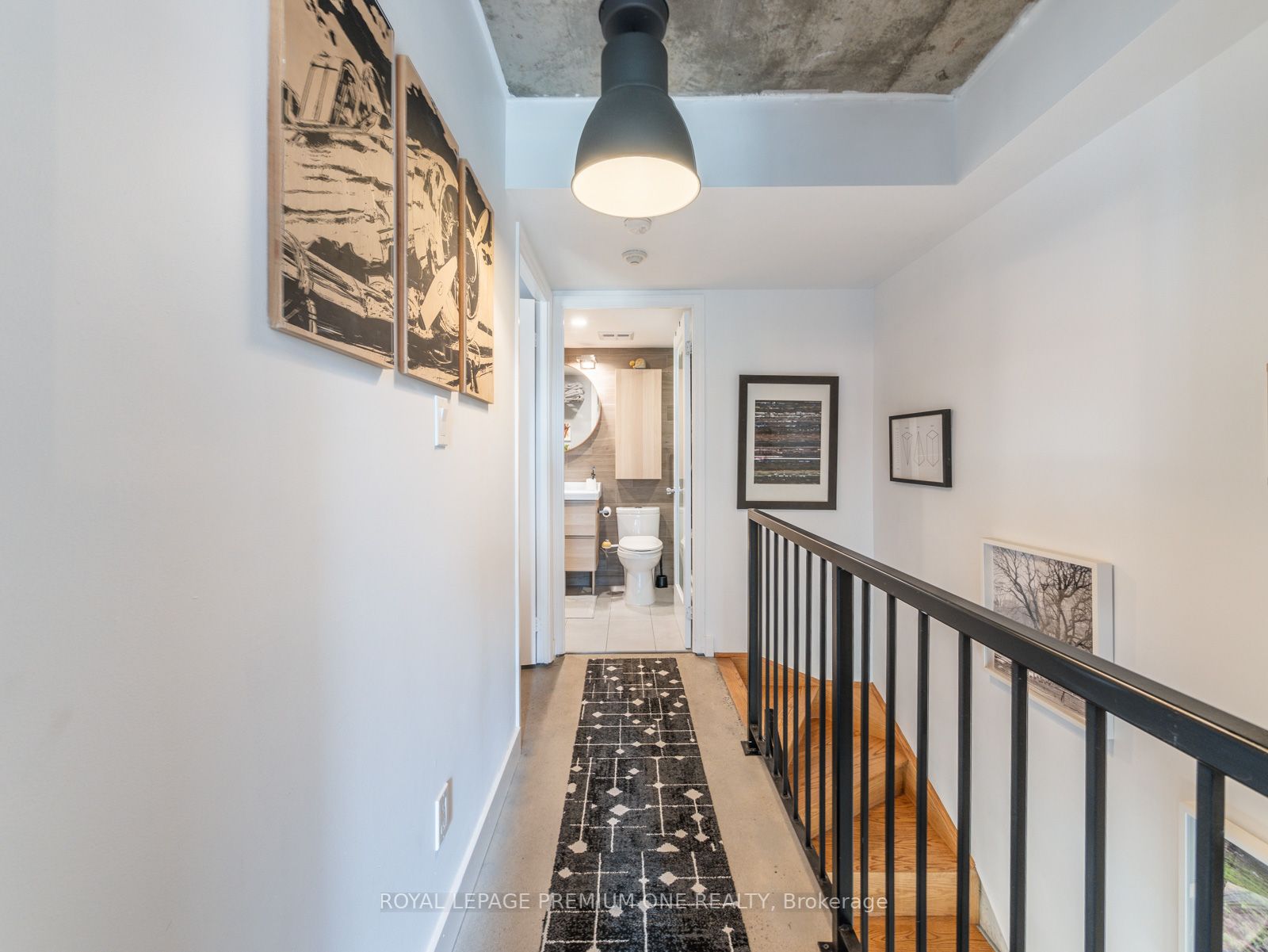 1029 King St, #205