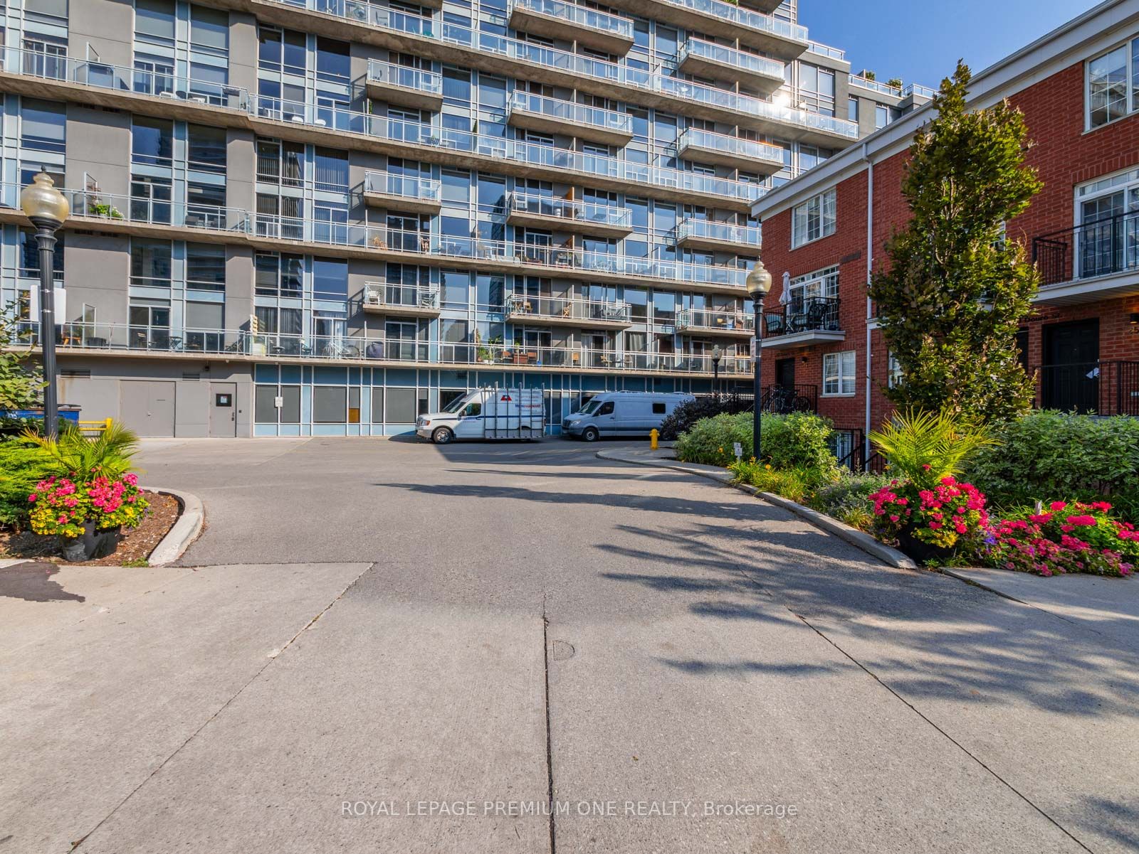 1029 King St, #205