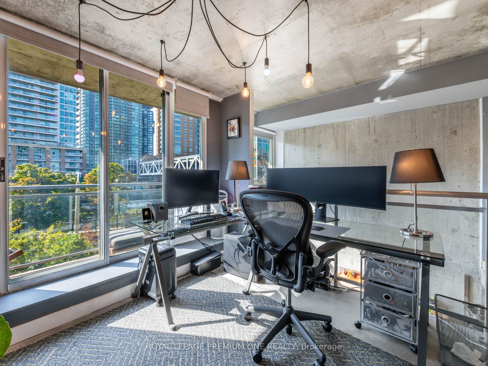 1029 King St, #205
