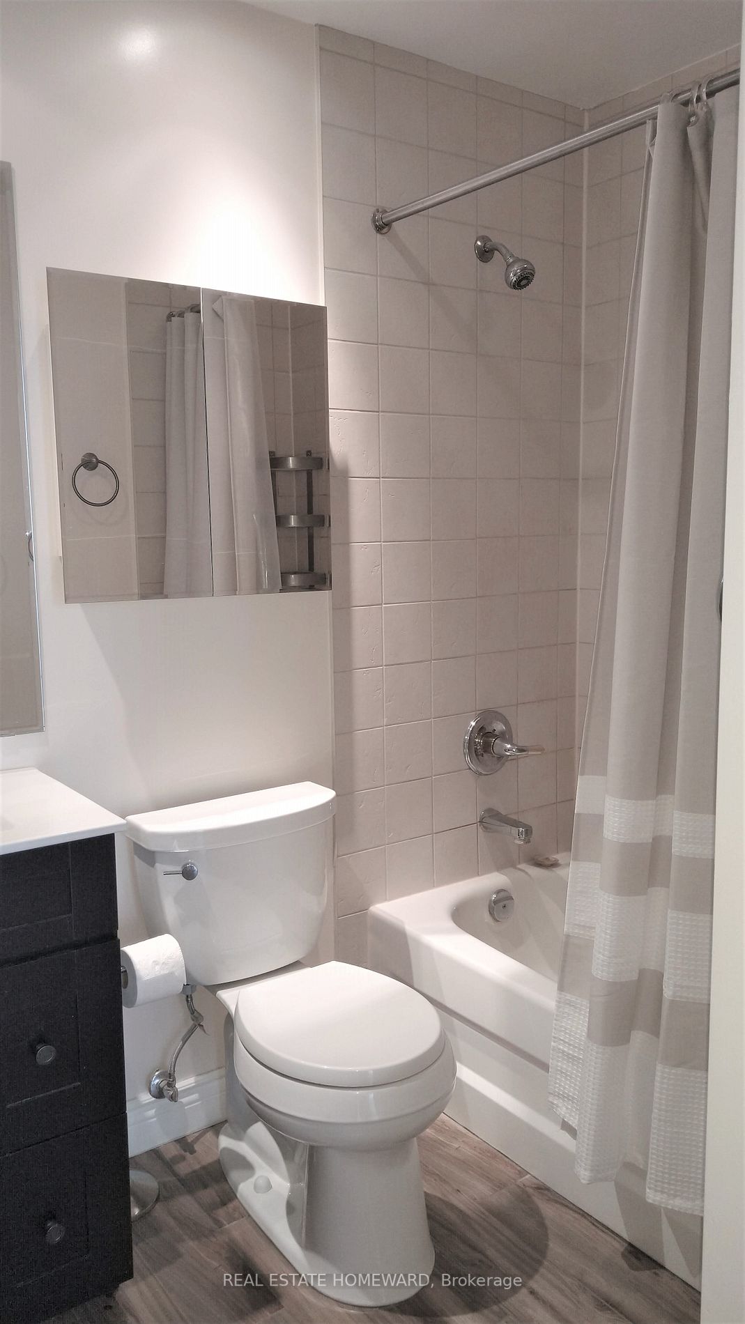 1 Leaside Park Dr, #417