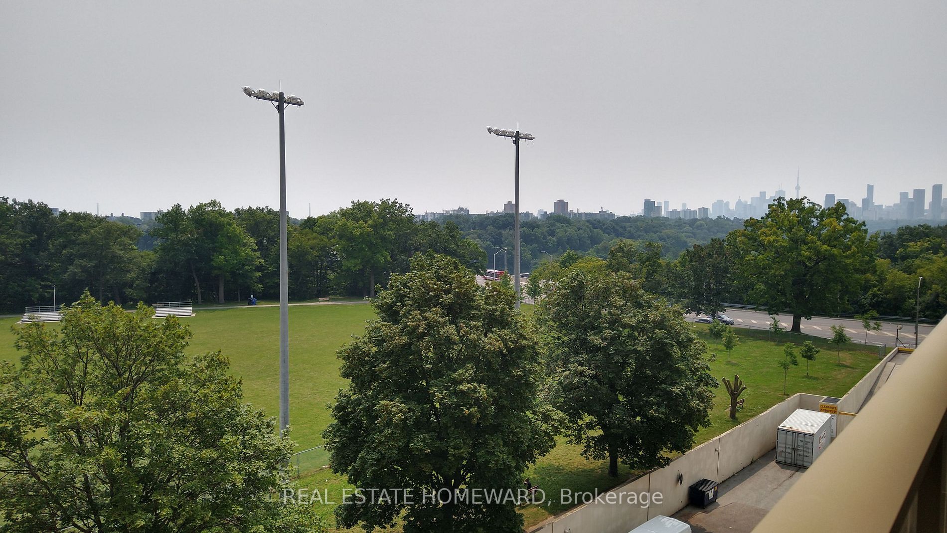 1 Leaside Park Dr, #417