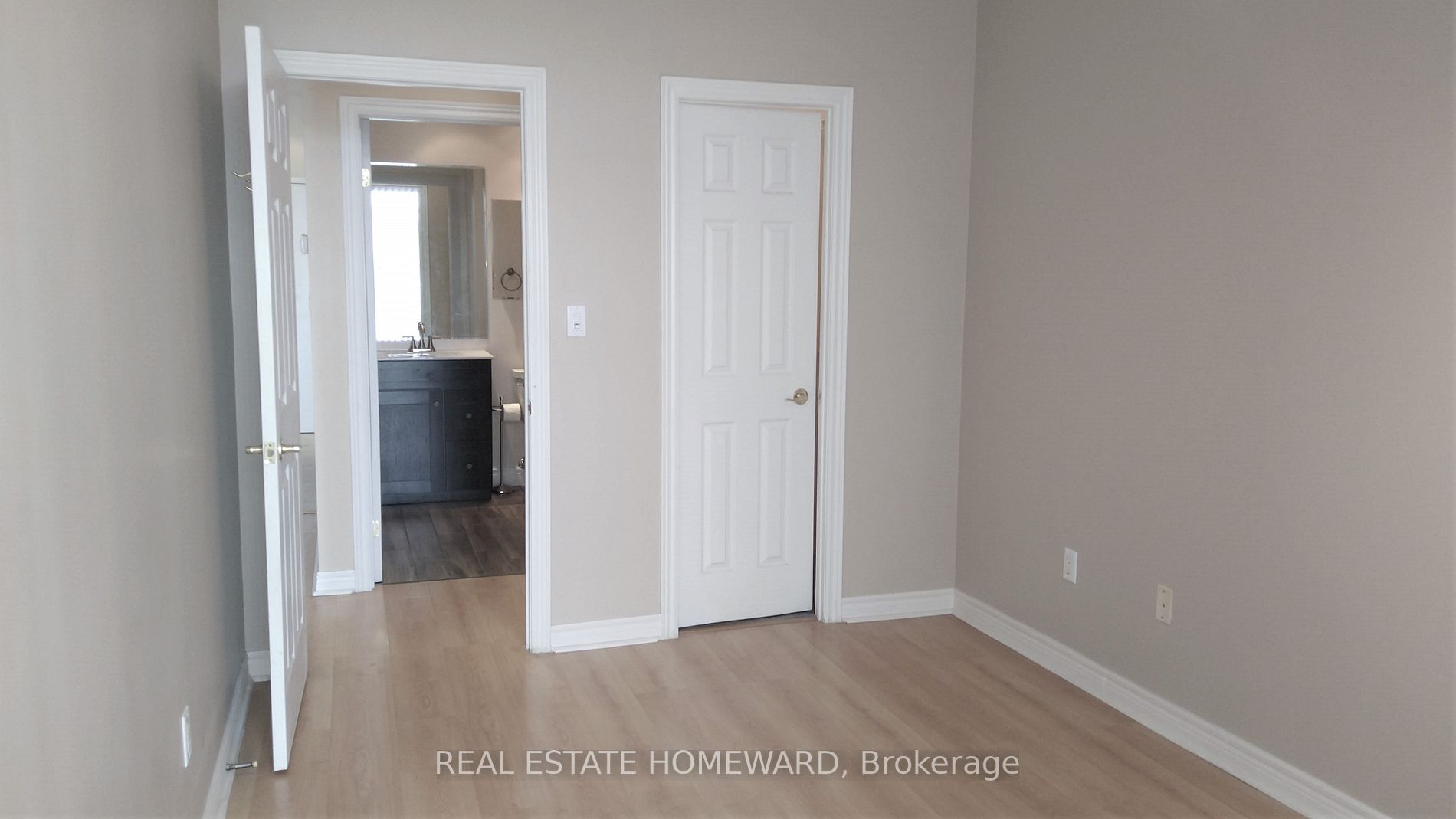 1 Leaside Park Dr, #417