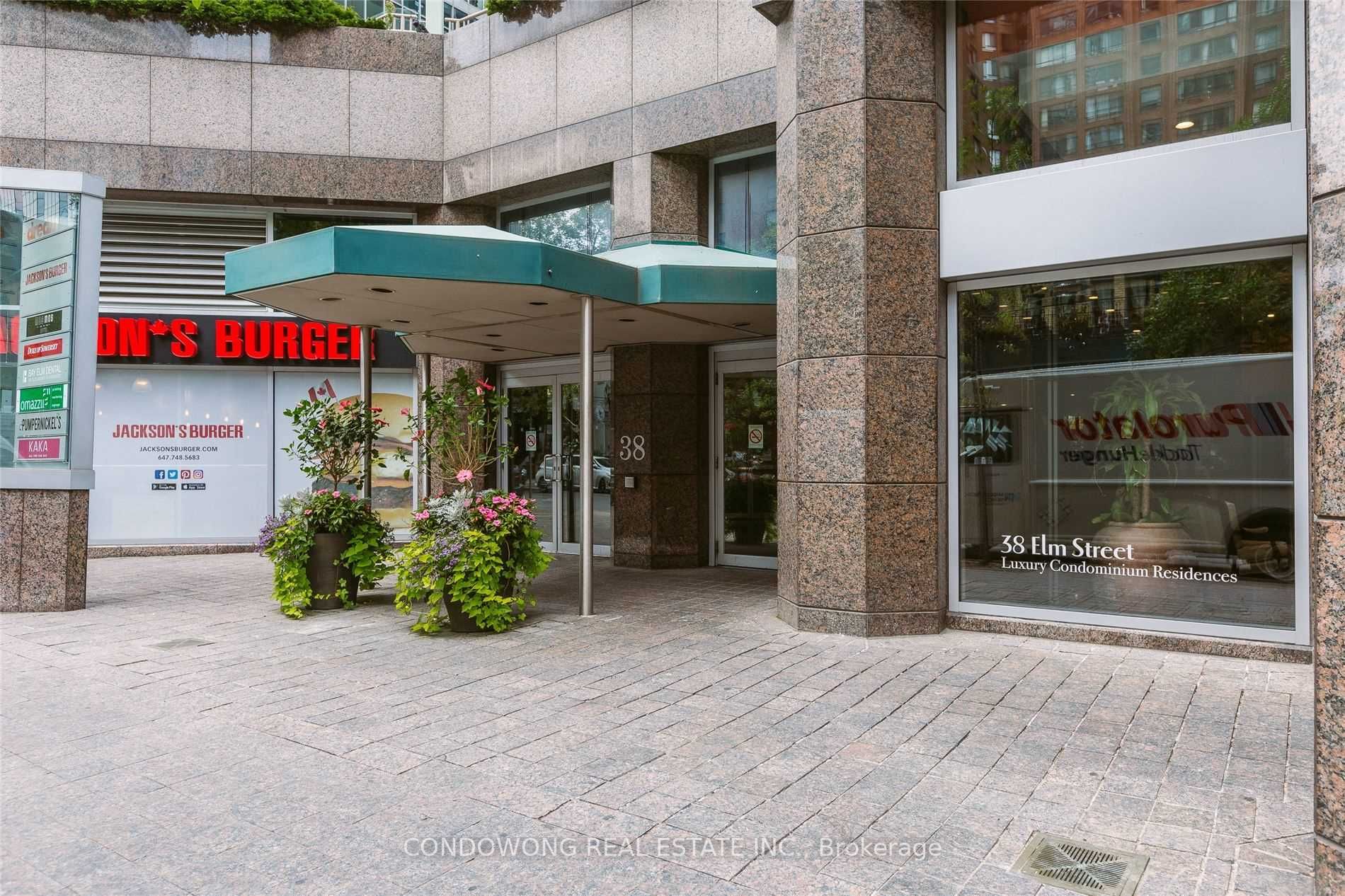 38 Elm St, #411