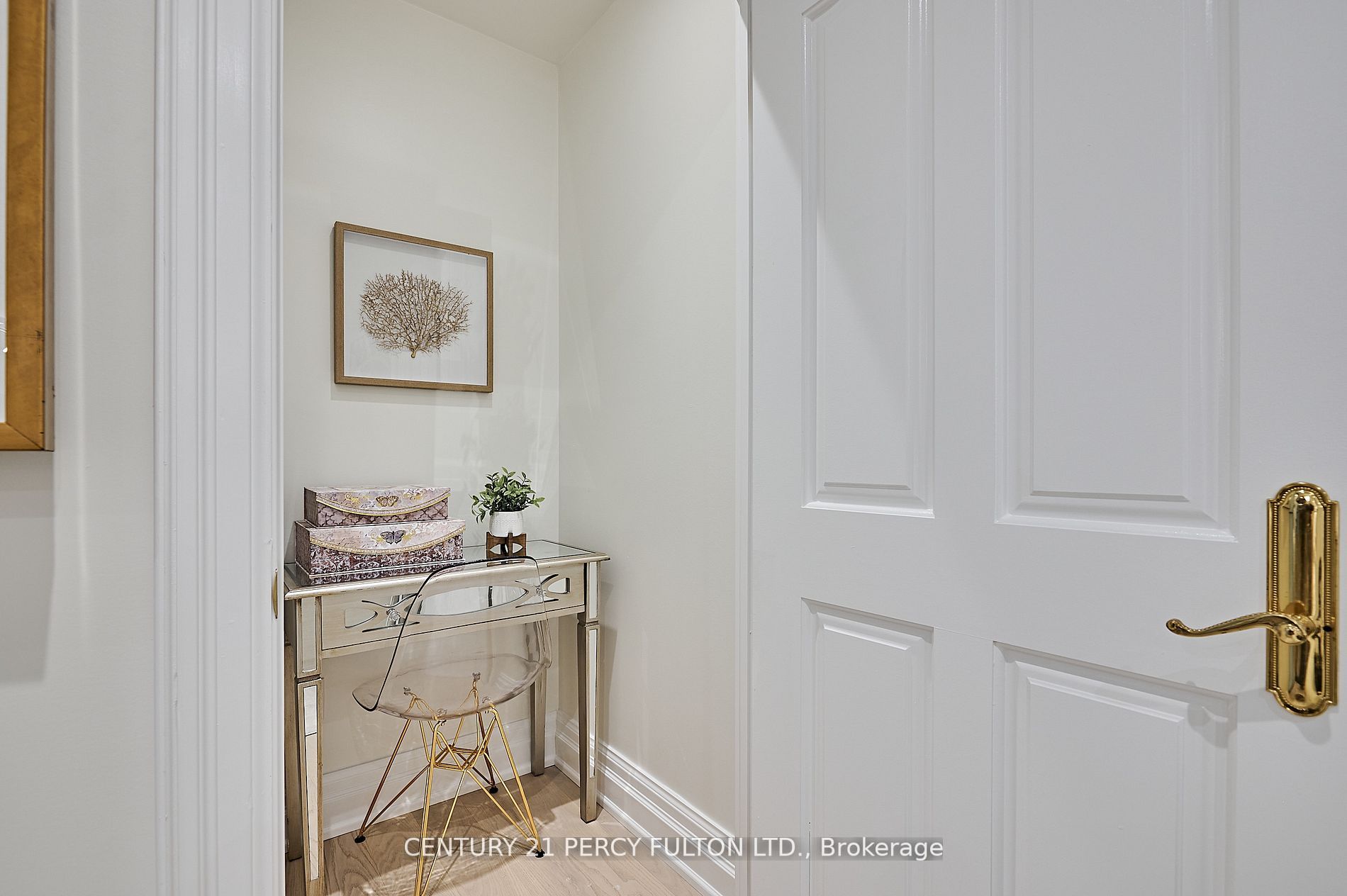 225 The Donway W, #105