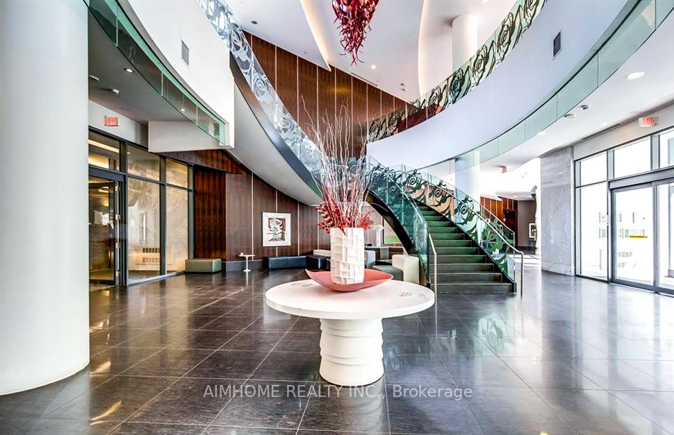 5168 Yonge St, #3215