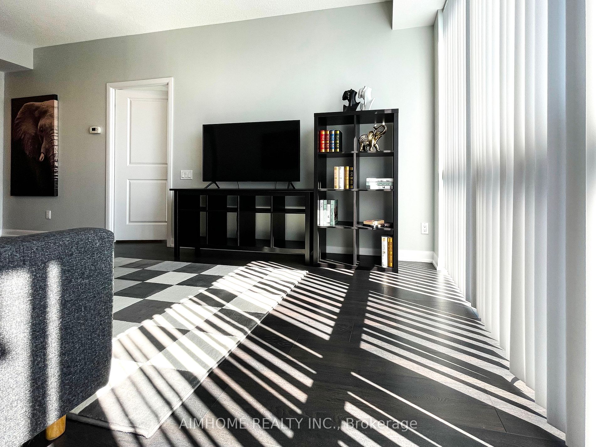 5168 Yonge St, #3215
