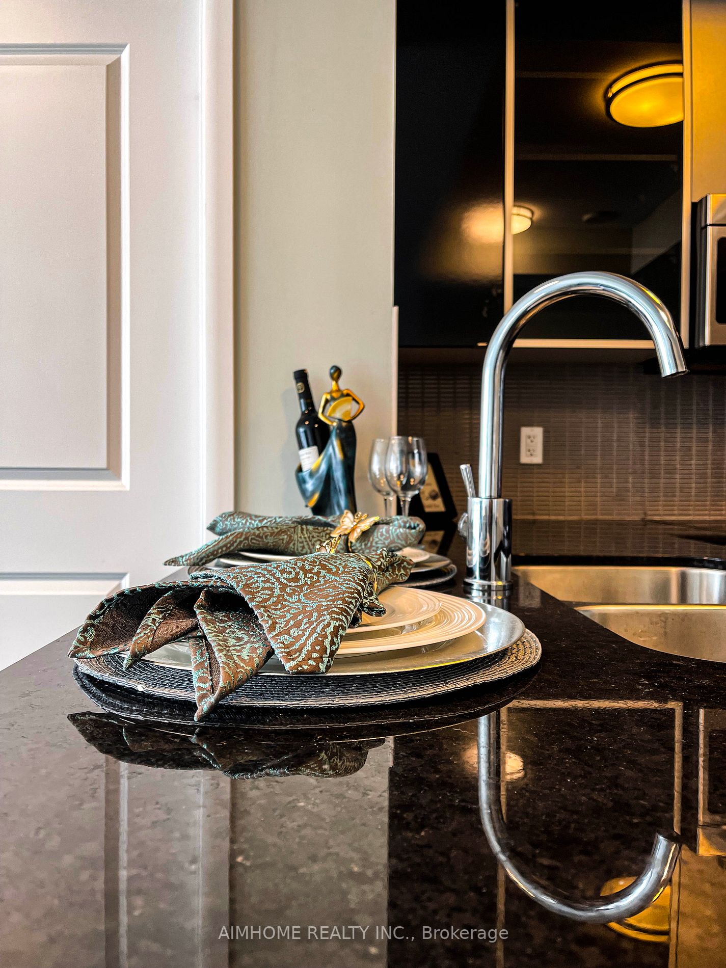 5168 Yonge St, #3215