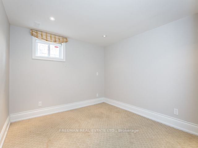 69 Elm Ridge Dr