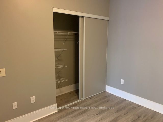 560 Front St W, #1026
