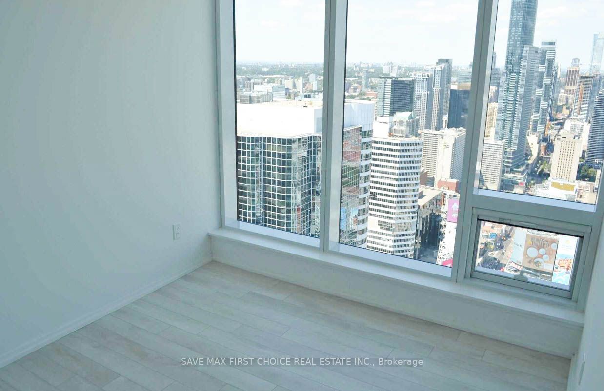 197 Yonge St, #5102