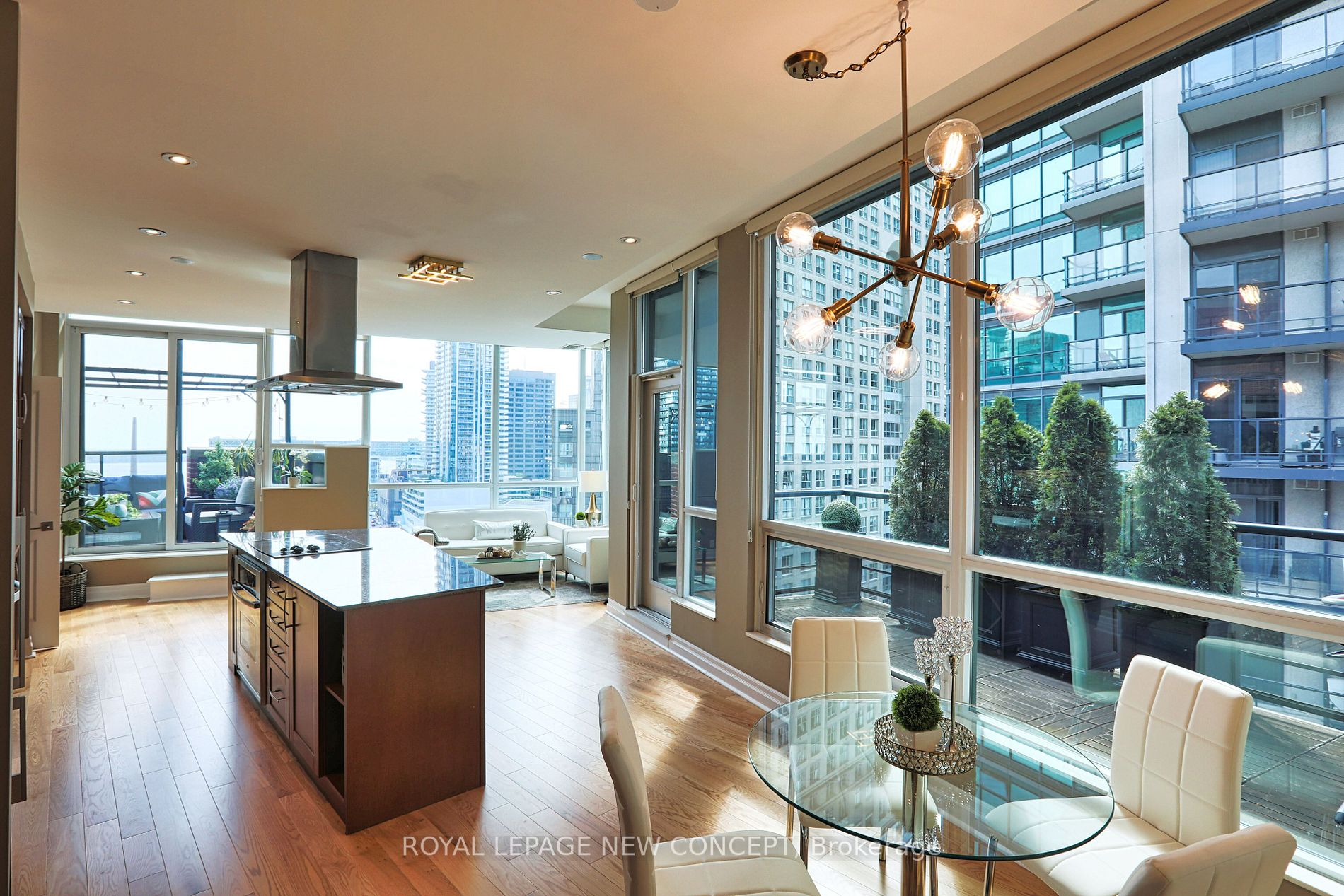 38 The Esplanade, #Ph01