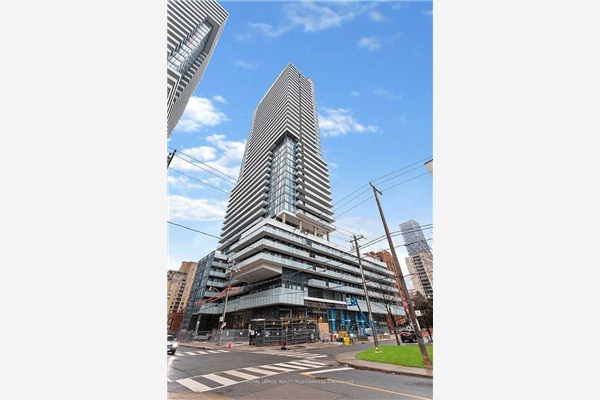 161 Roehampton Ave, Toronto