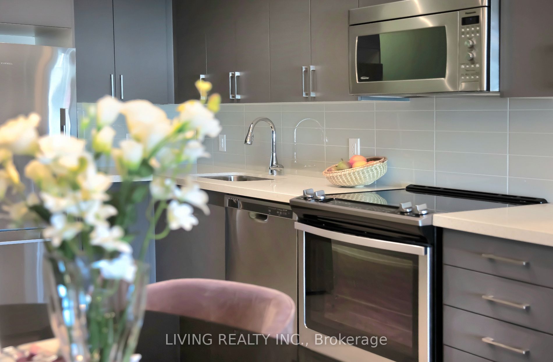 591 Sheppard Avenue E, #619