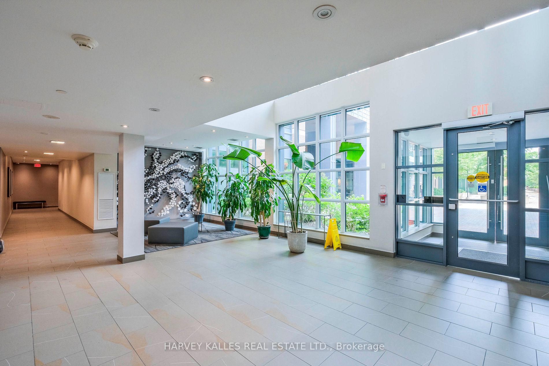 1169 Queen St W, #N309