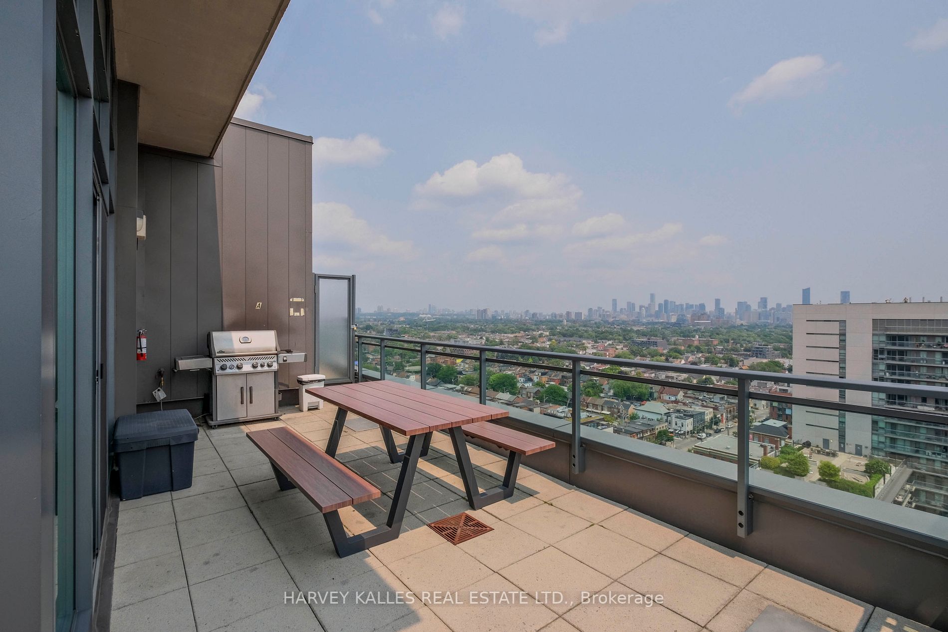 1169 Queen St W, #N309