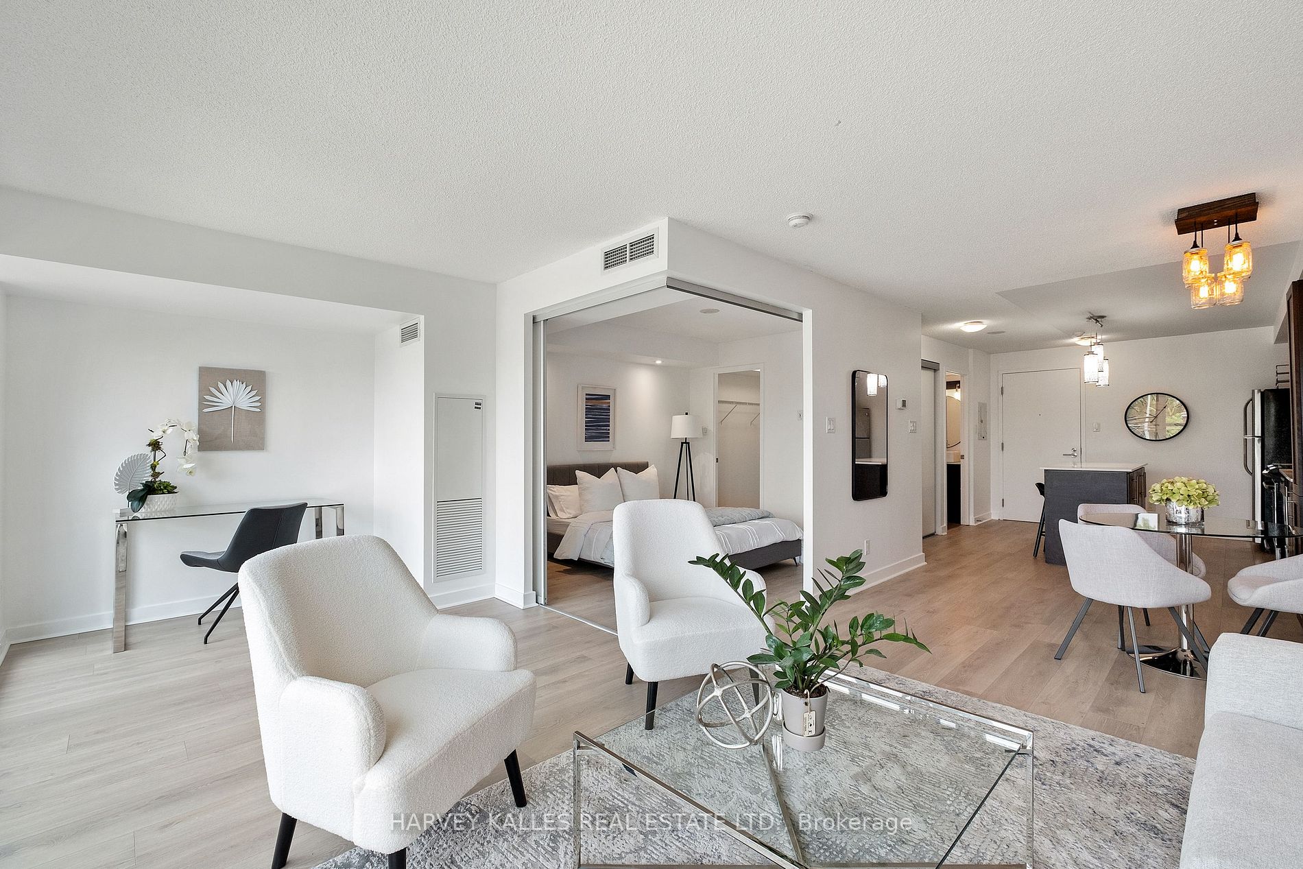 1169 Queen St W, #N309