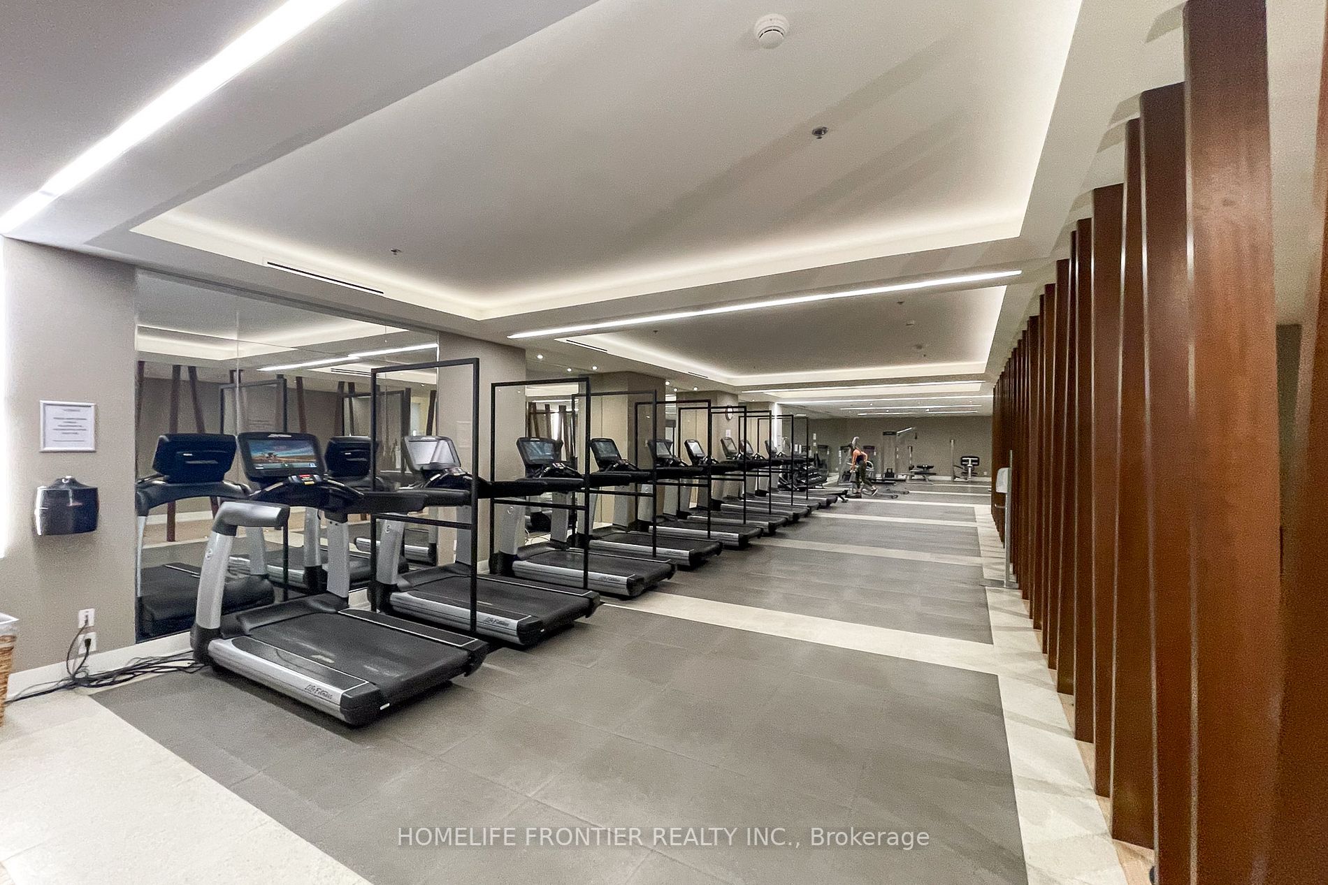 111 St Clair Ave W, #1826