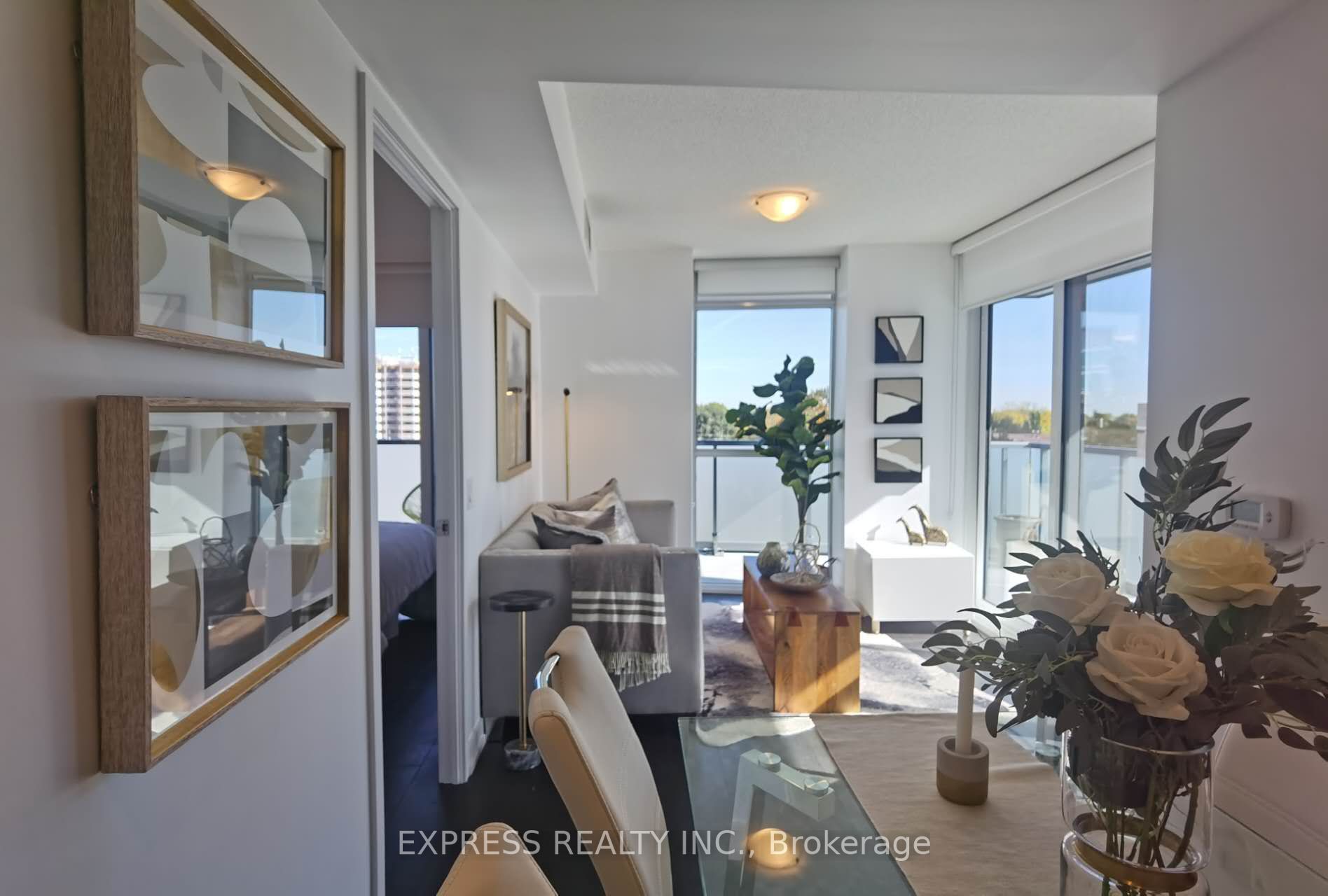 125 Redpath Avenue, #415