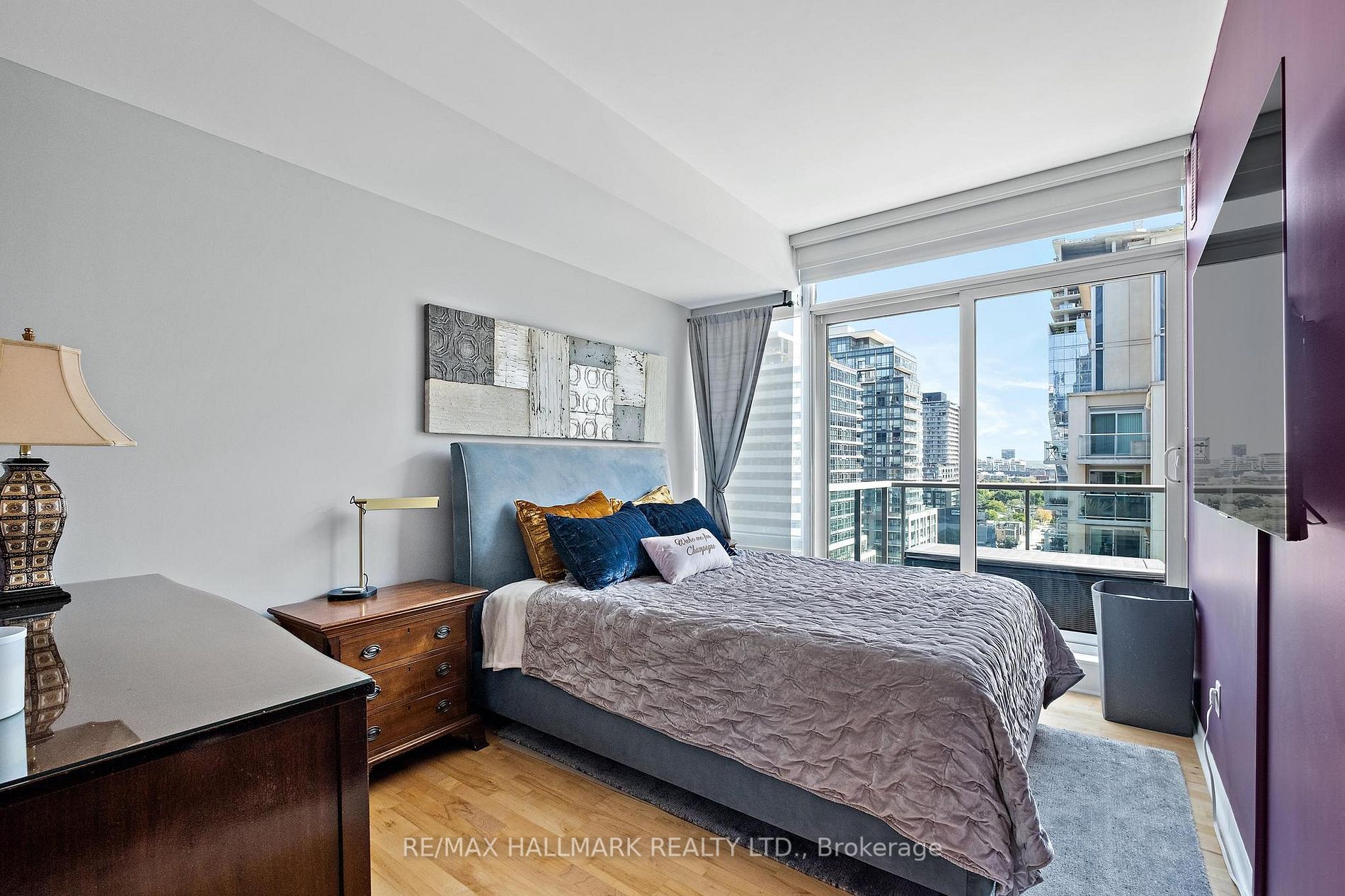 333 Adelaide St E, #1205