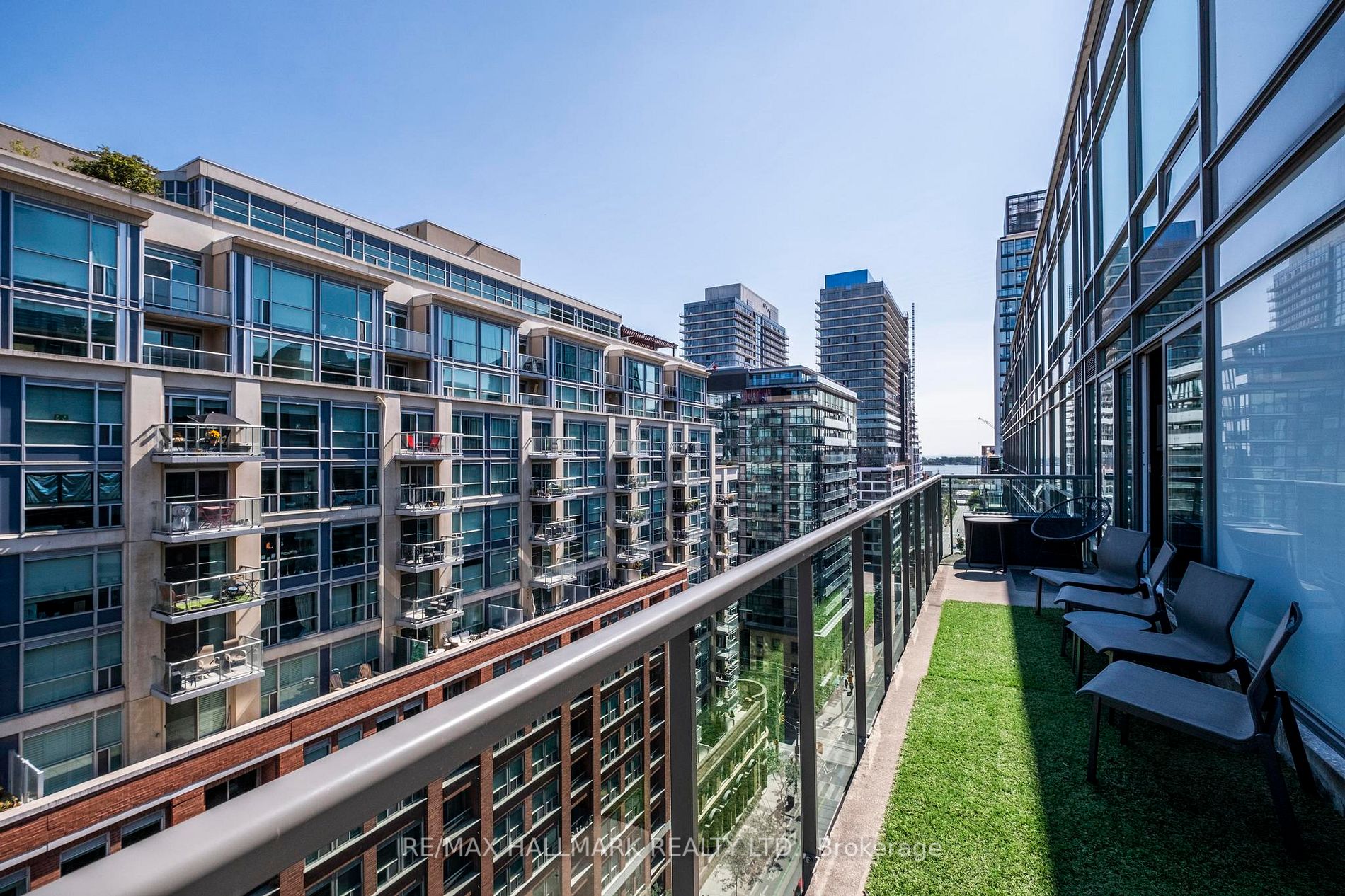 333 Adelaide St E, #1205