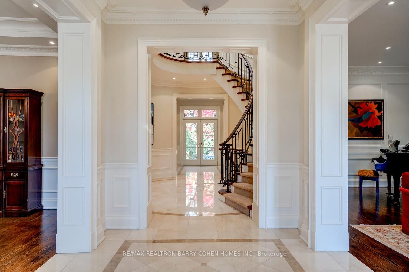 24 Lauderdale Drive