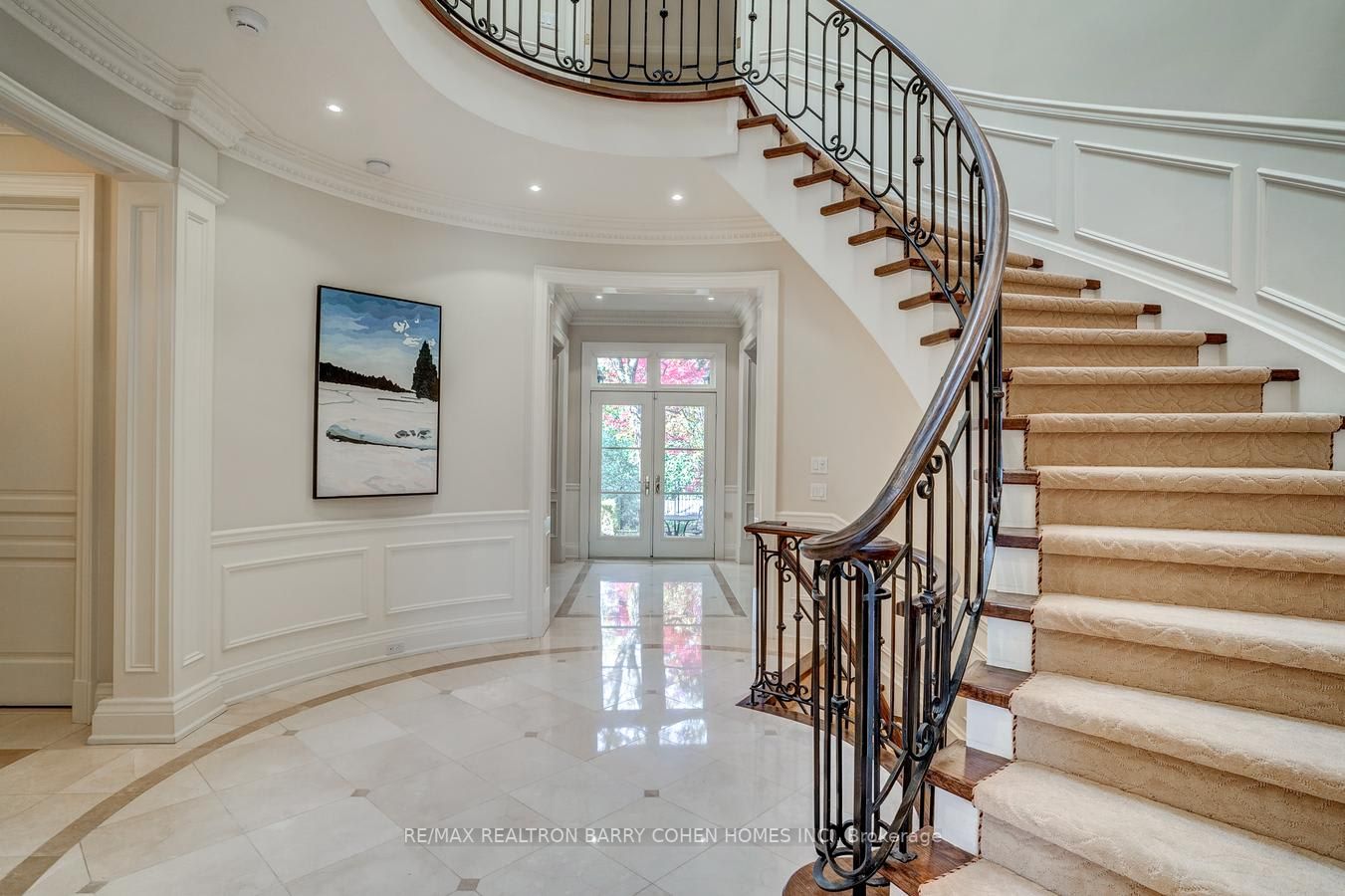 24 Lauderdale Drive