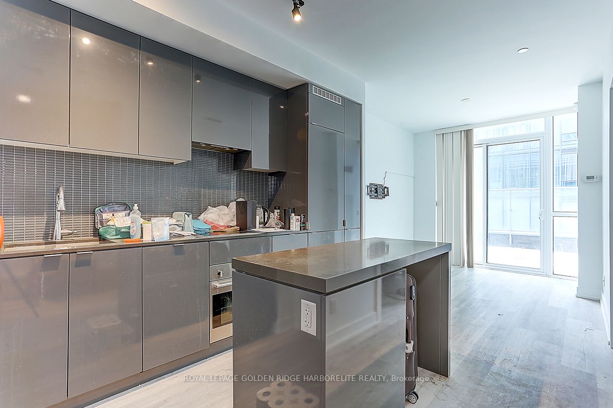 7 Grenville St, #701