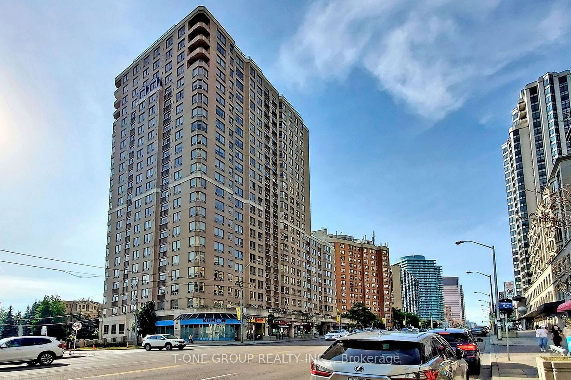 5418 Yonge St, #511