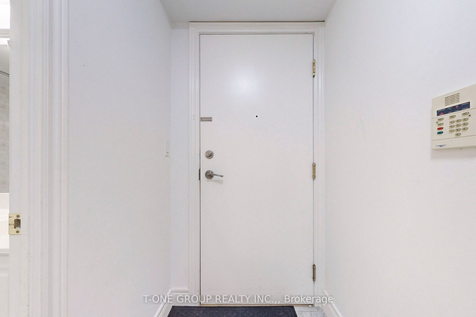 5418 Yonge St, #511