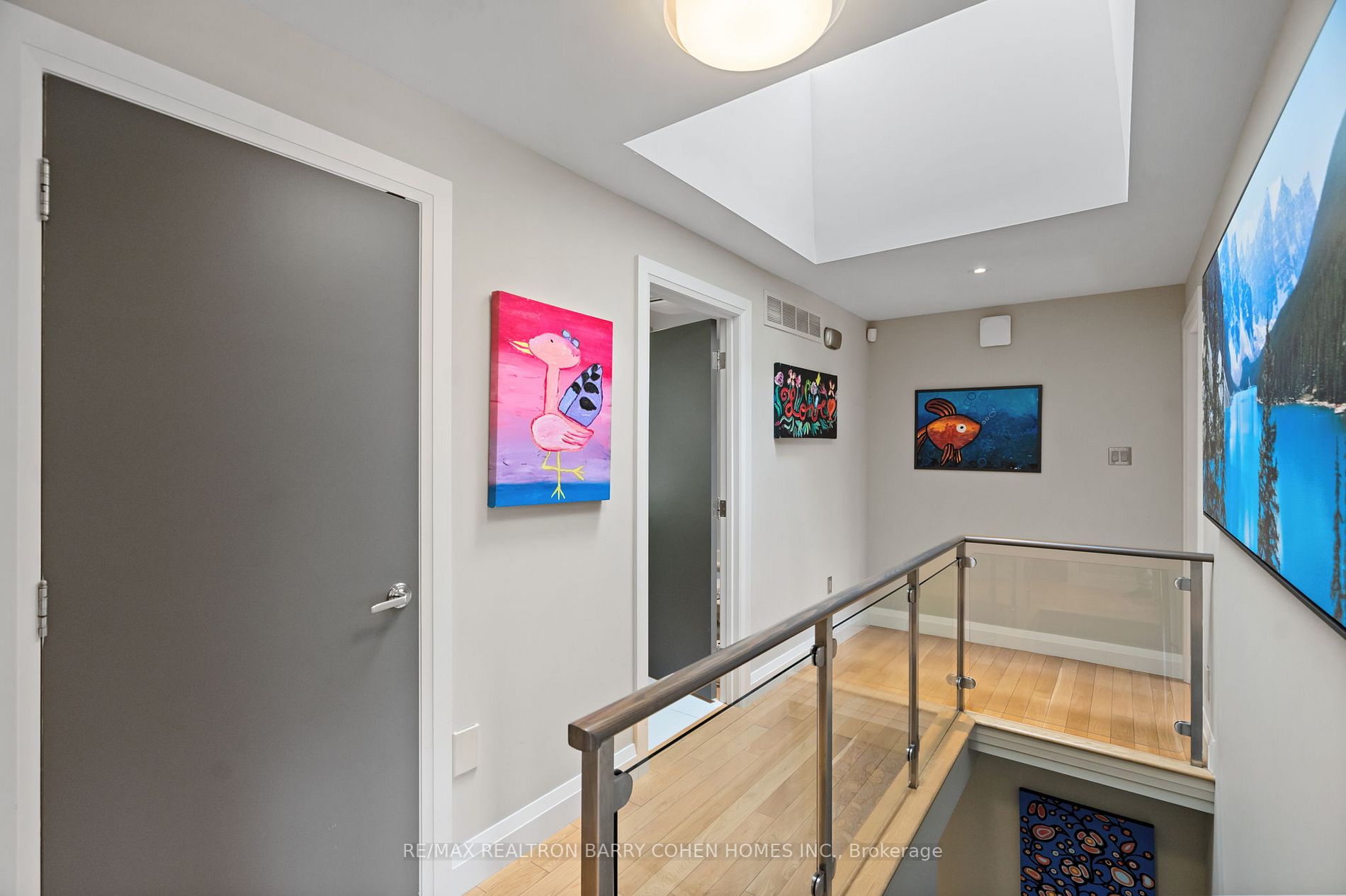 46 Sandringham Dr
