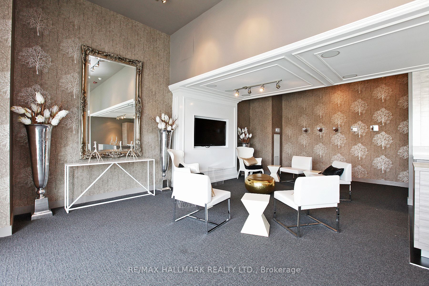 510 King Street E, #523