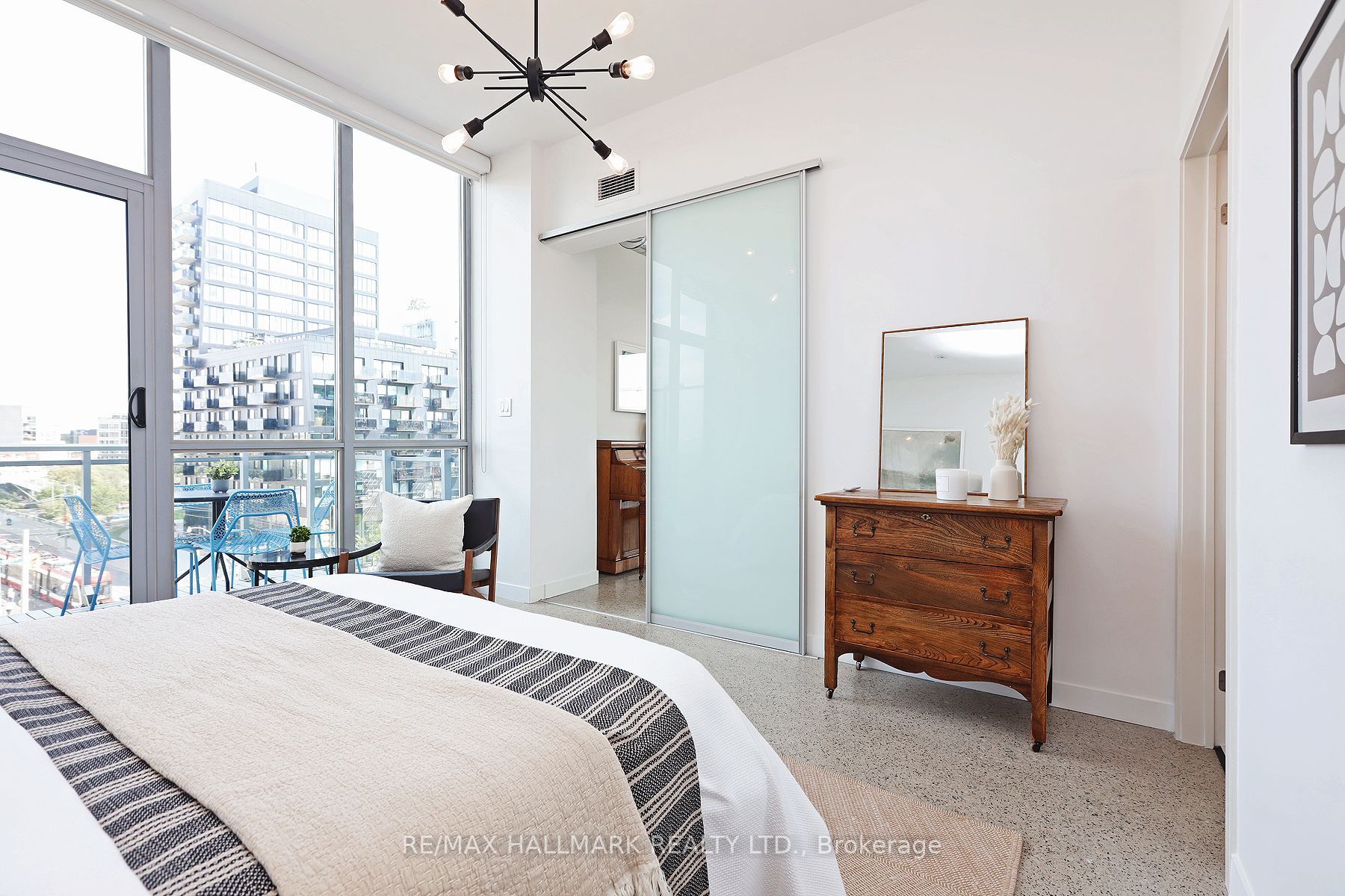 510 King Street E, #523