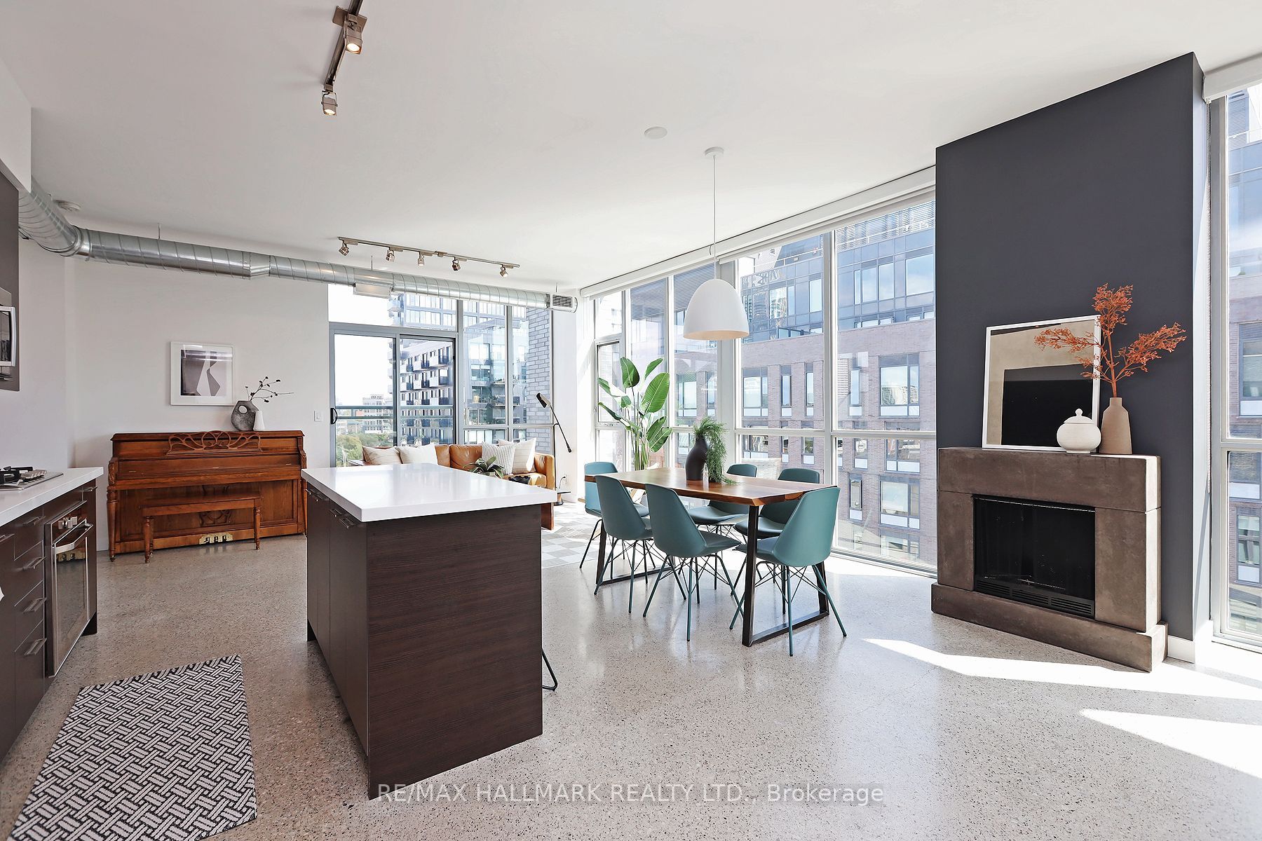 510 King Street E, #523