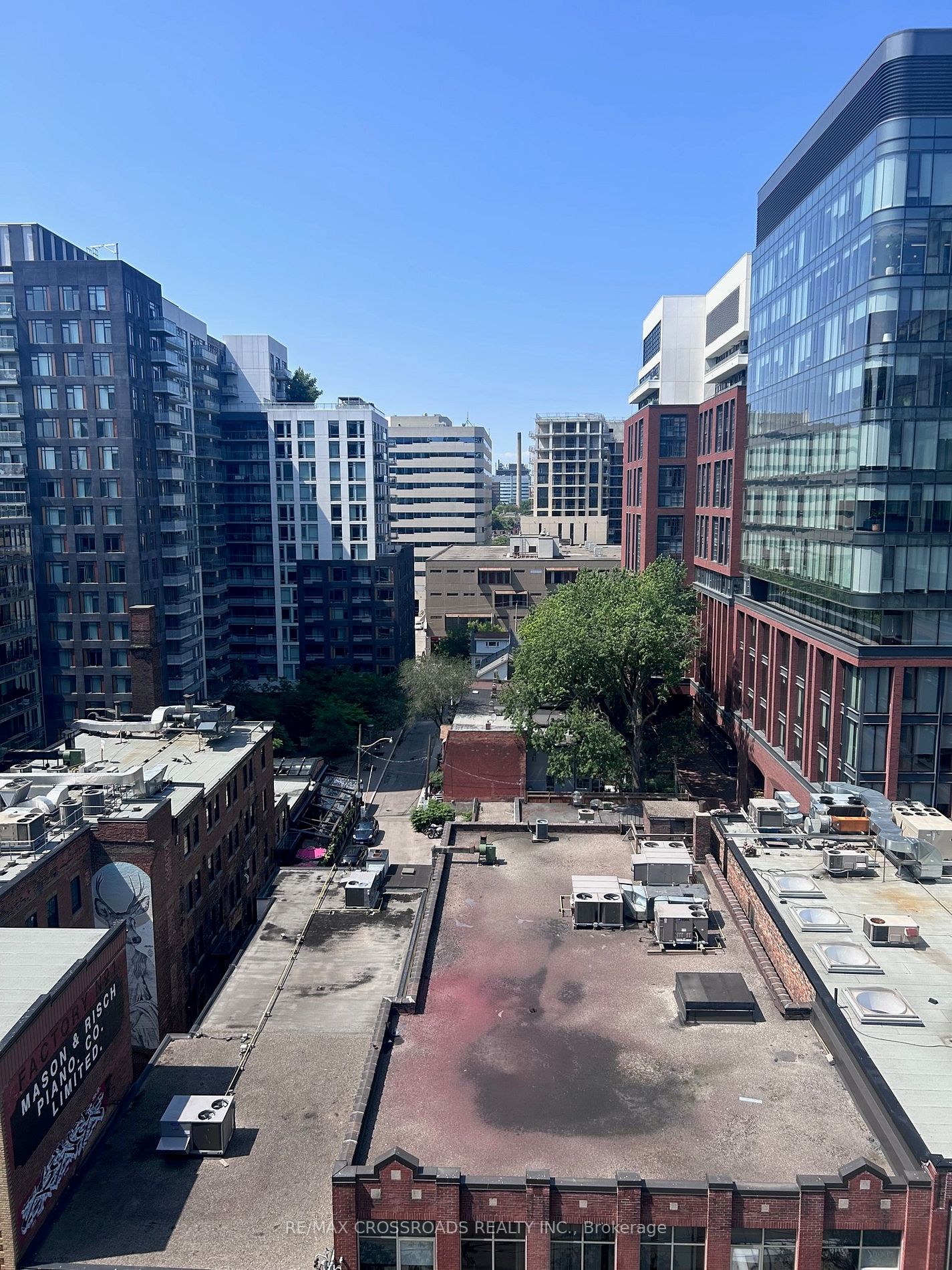 629 King St W, #1028