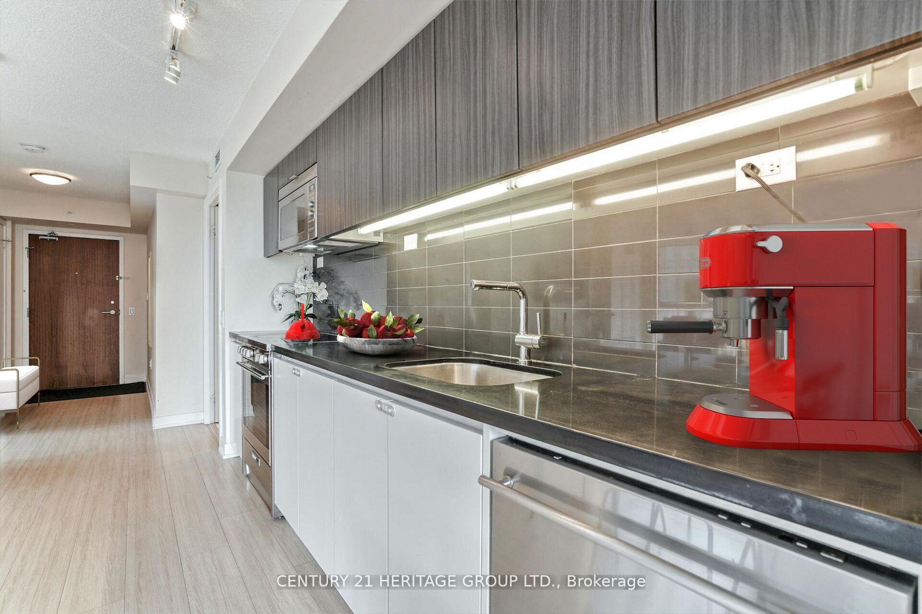 85 Queens Wharf Rd, #806