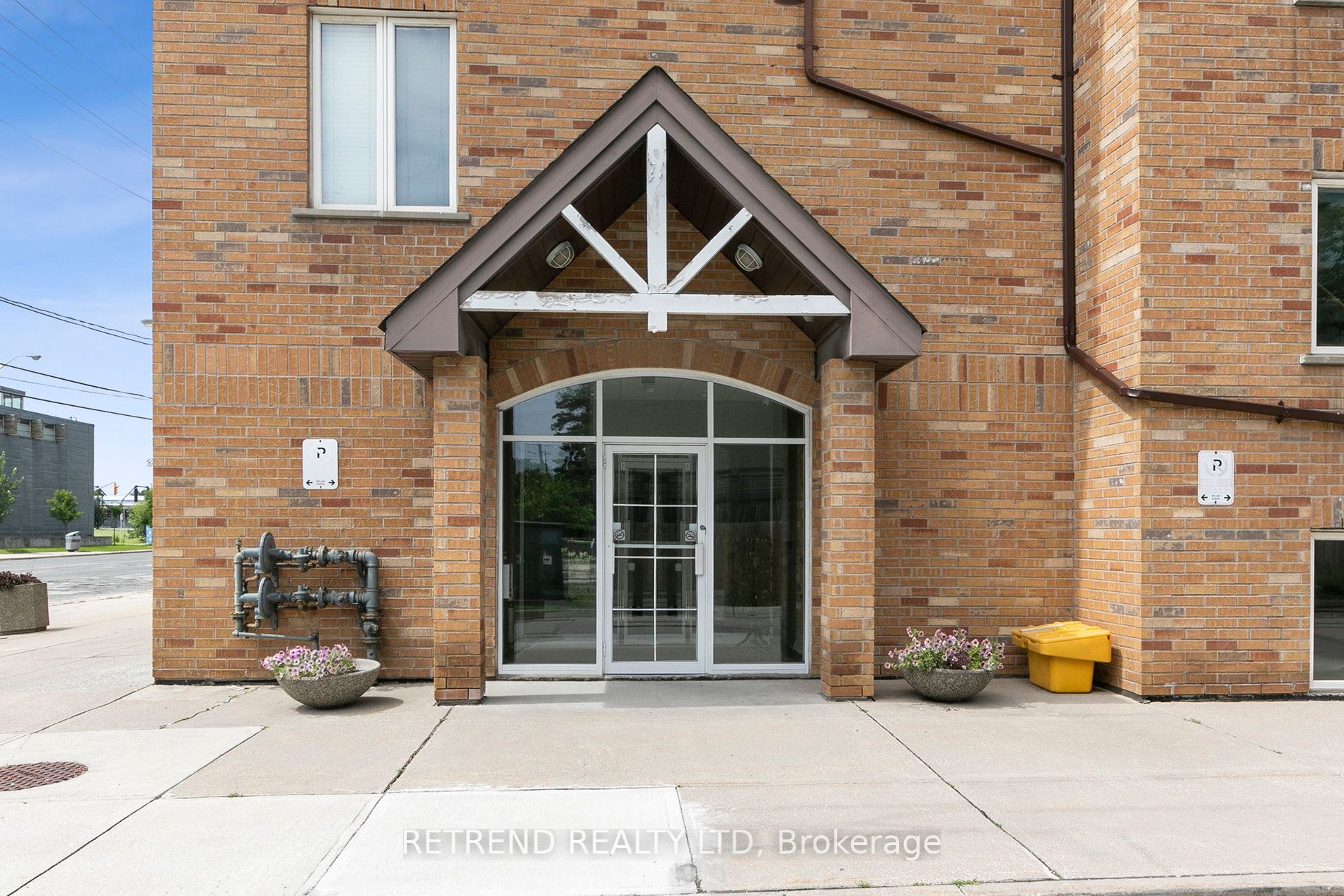 1000 Sheppard Ave W, #202
