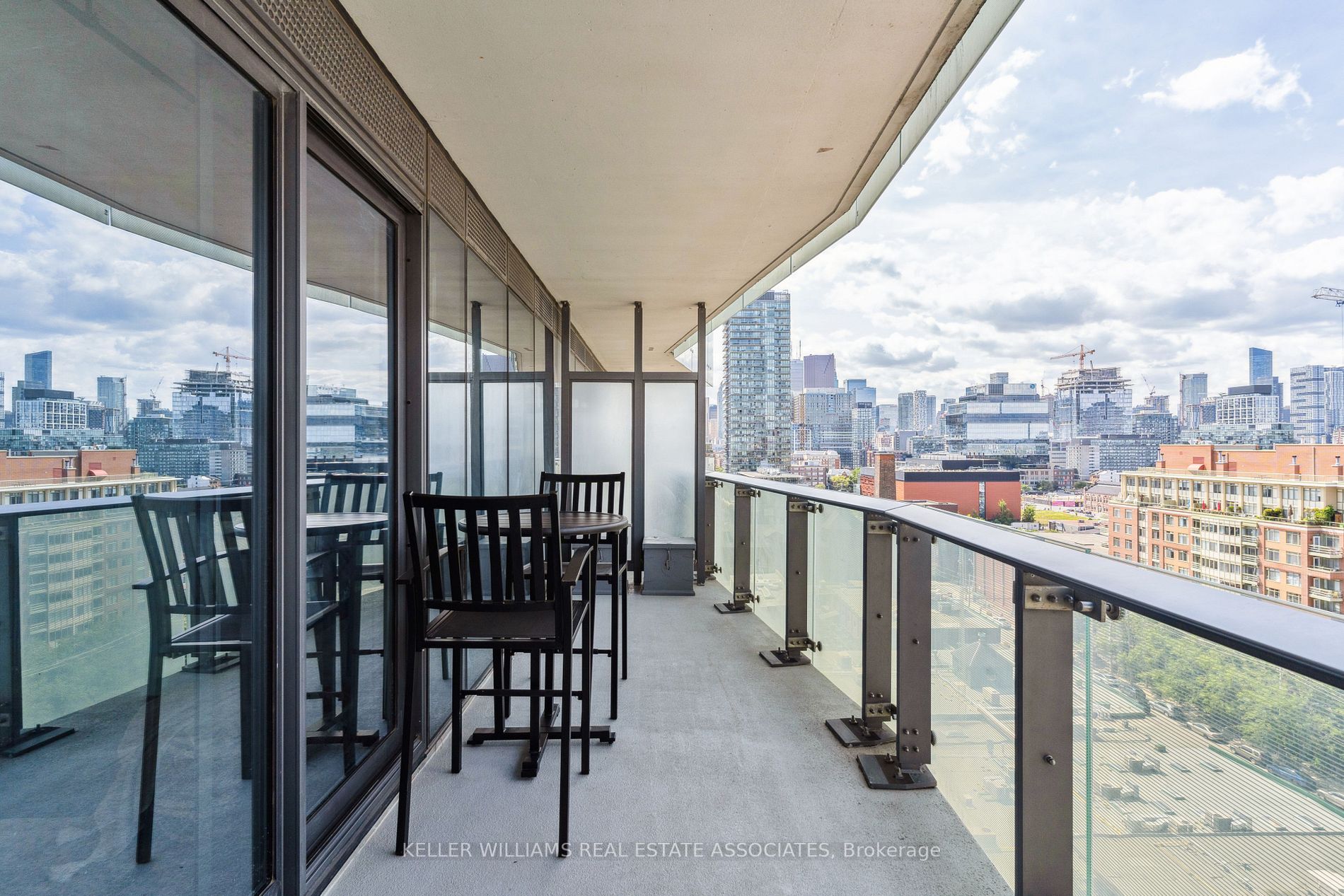 390 Cherry St, #1203