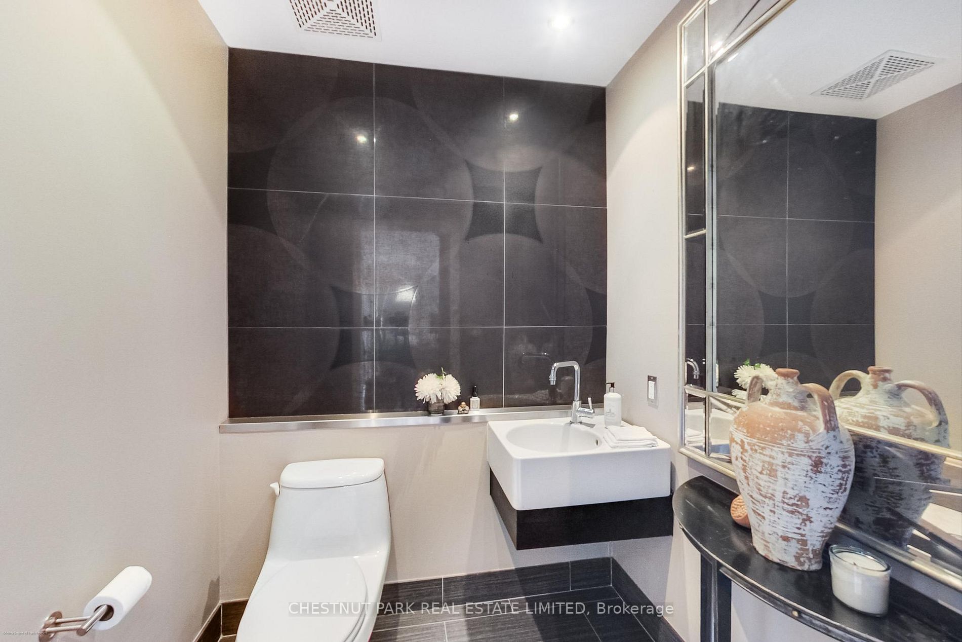 637 Lake Shore Blvd W, #617