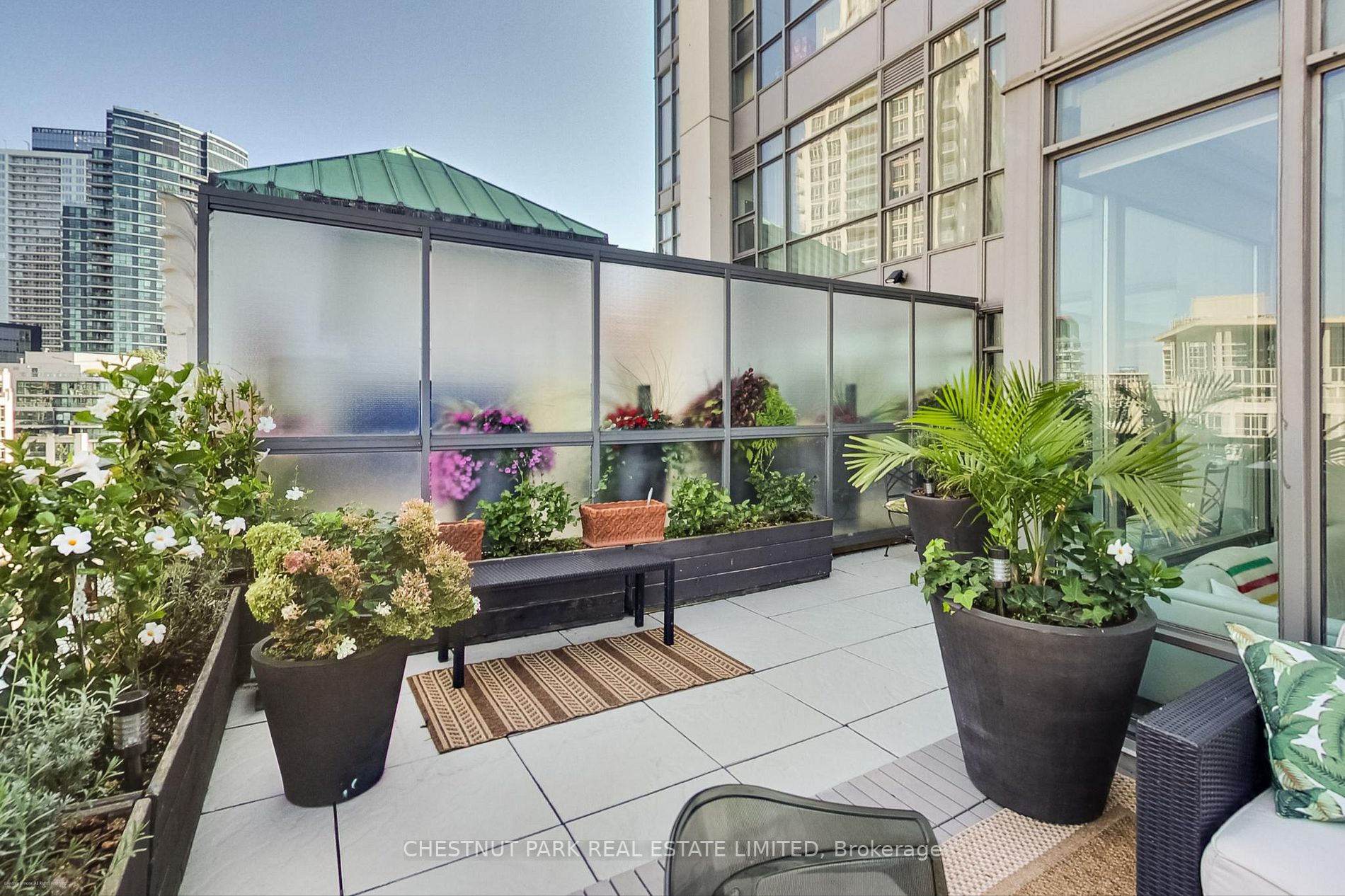 637 Lake Shore Blvd W, #617