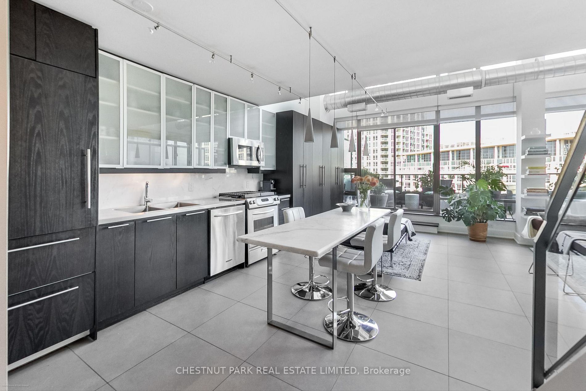 637 Lake Shore Blvd W, #617