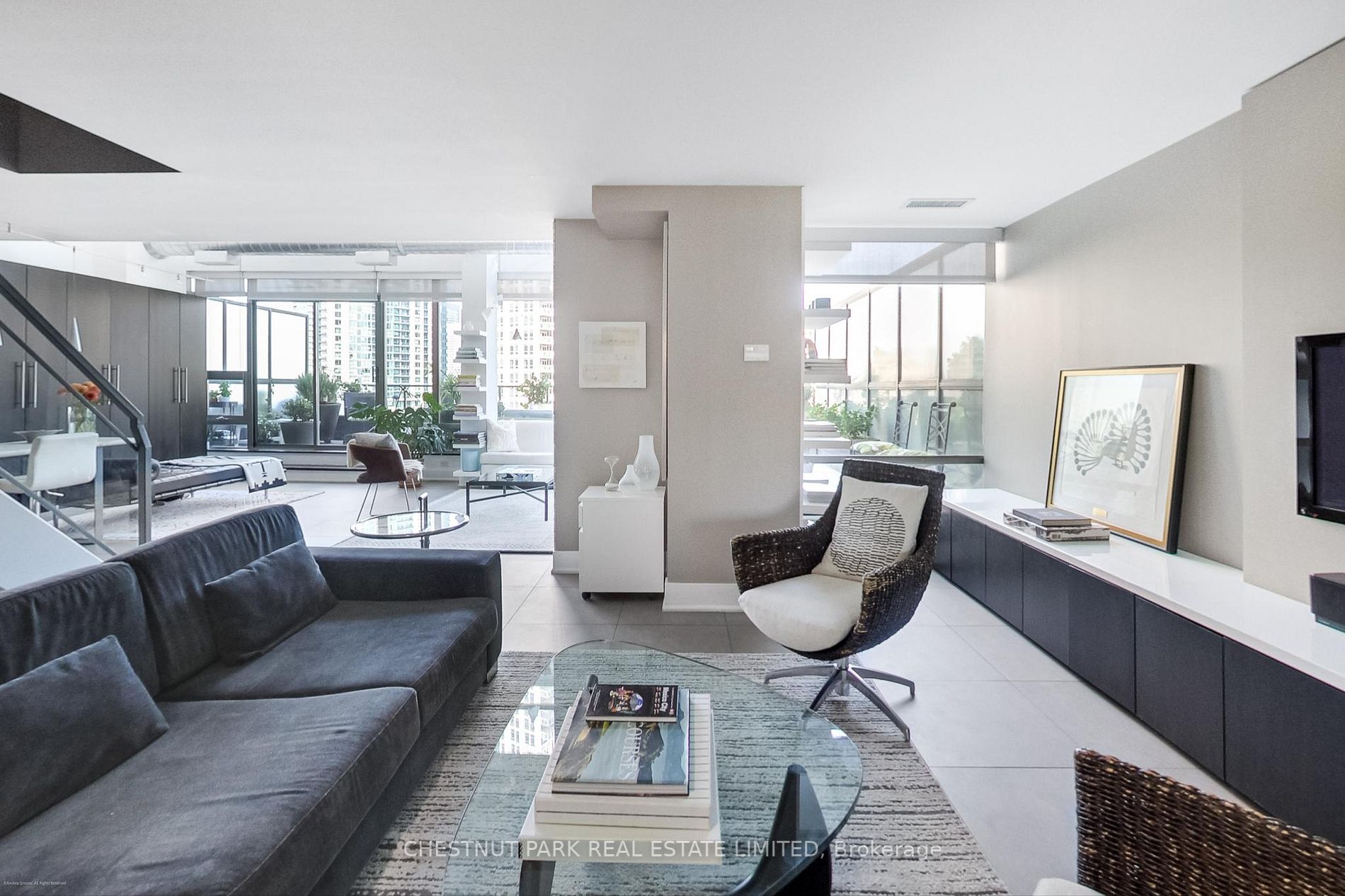 637 Lake Shore Blvd W, #617