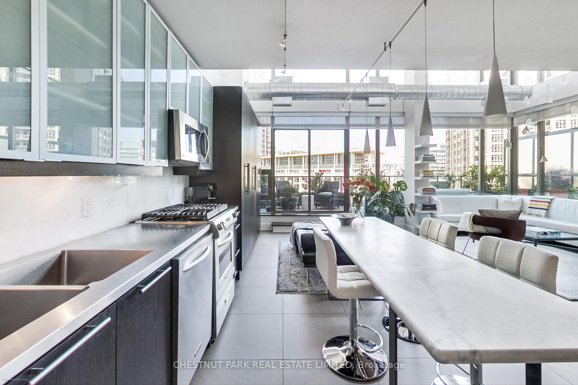 637 Lake Shore Blvd W, #617