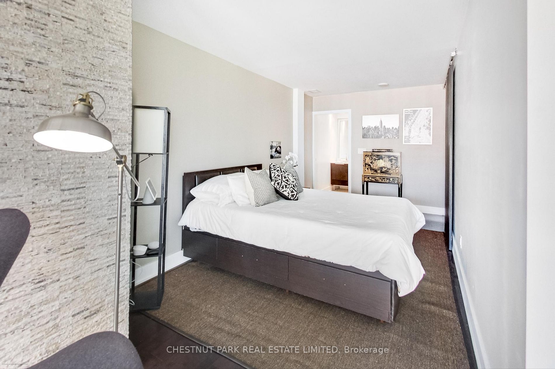 637 Lake Shore Blvd W, #617