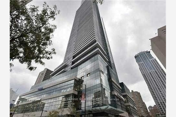 386 Yonge St, Toronto