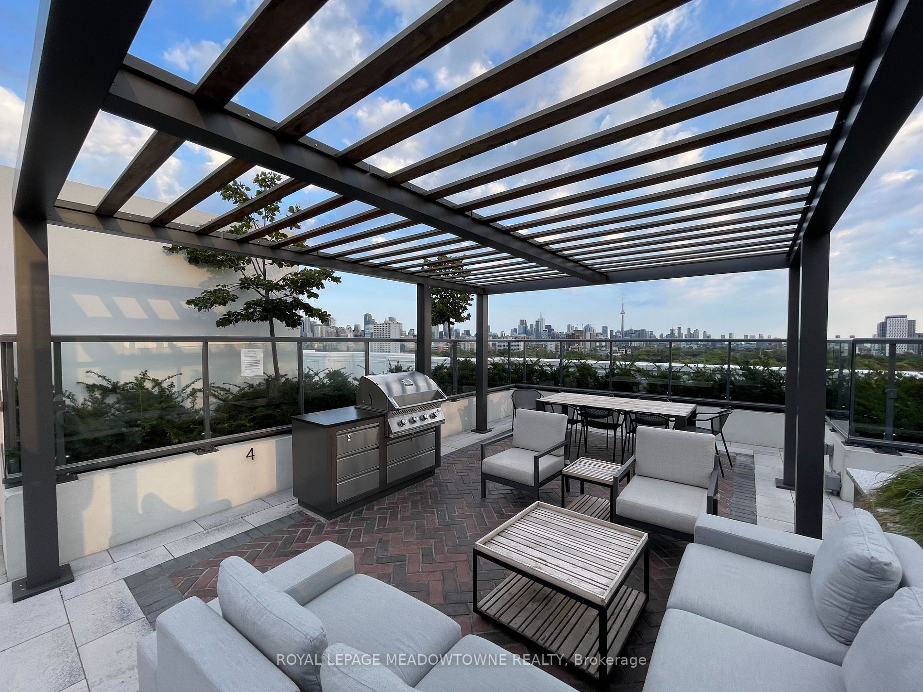 280 Howland Ave, #624